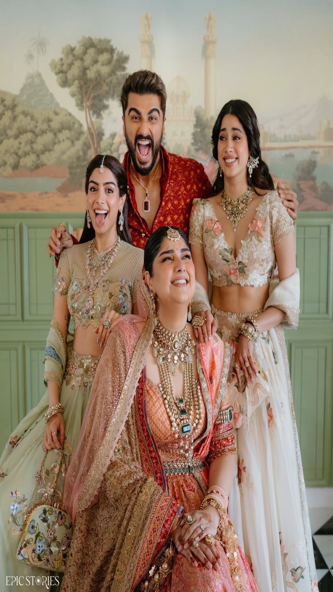 अर्जुन कपूर की बहन अंशुला की शादी, जान्हवी-खुशी ने निभाईं रस्में